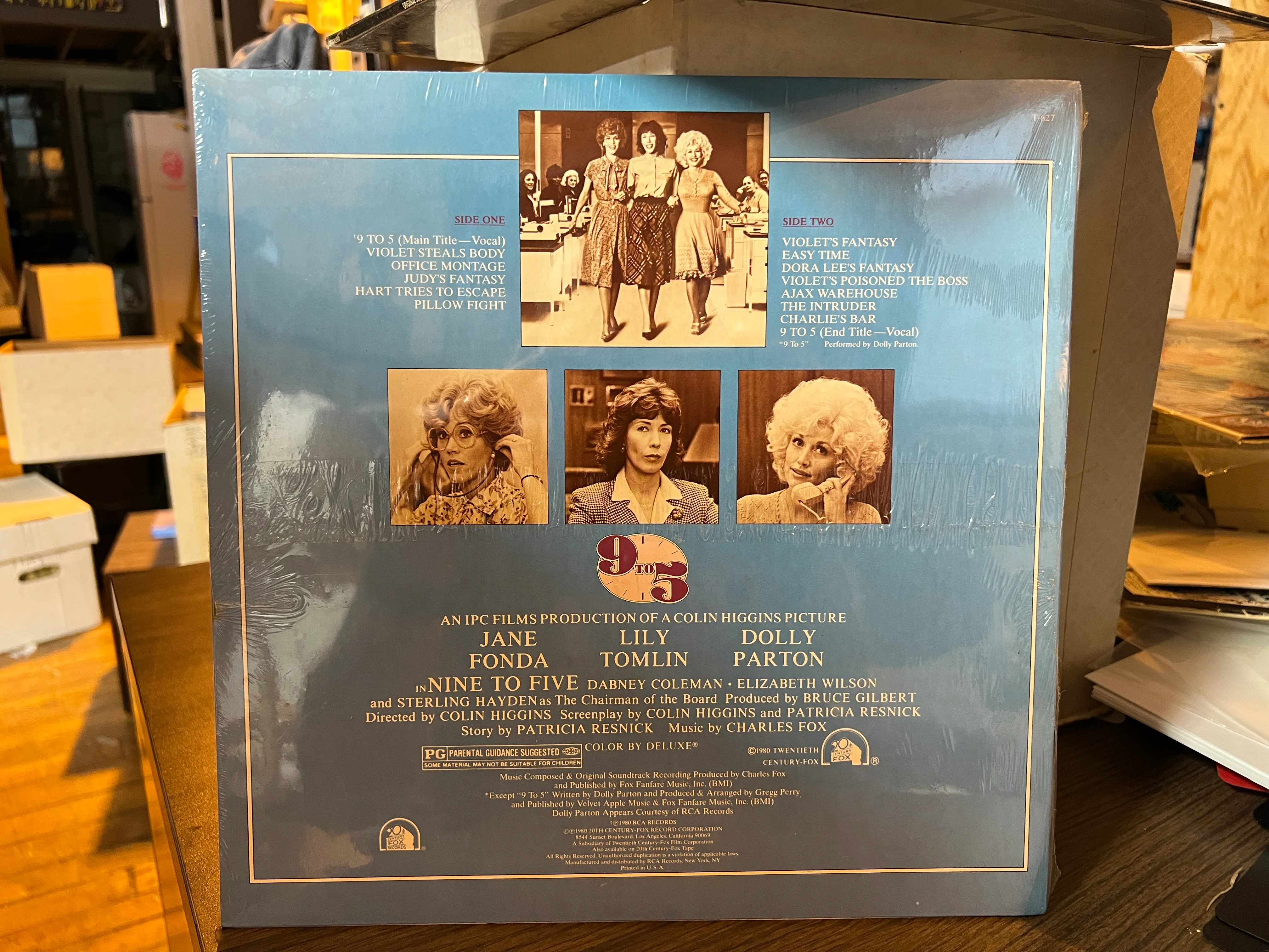 9 to 5  :  Original Soundtrack OST LP : Sealed Dolly Parton / Lily Tomlin - Image 2