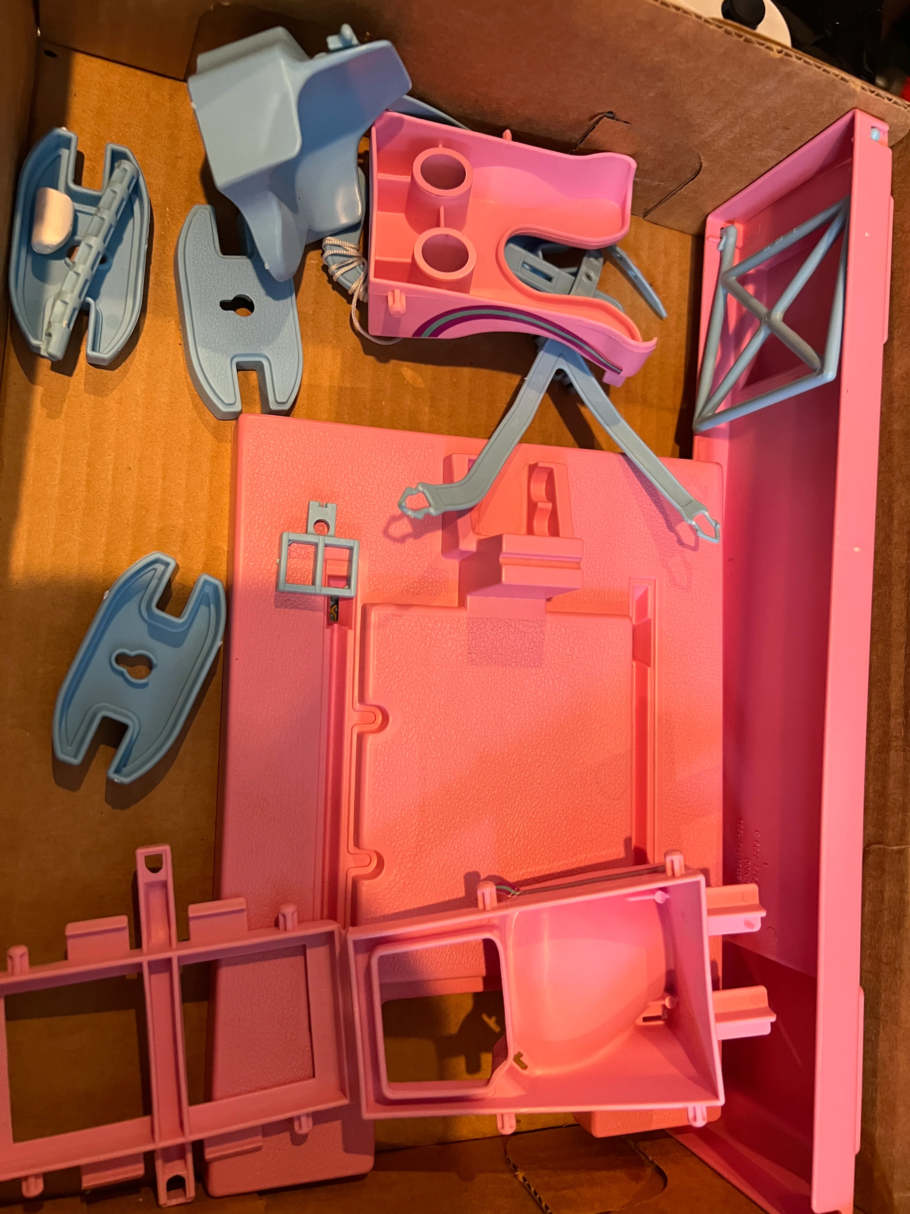 Barbie Workout Center Vintage 1984 In Box 99% Complete one Broken Part - Image 3