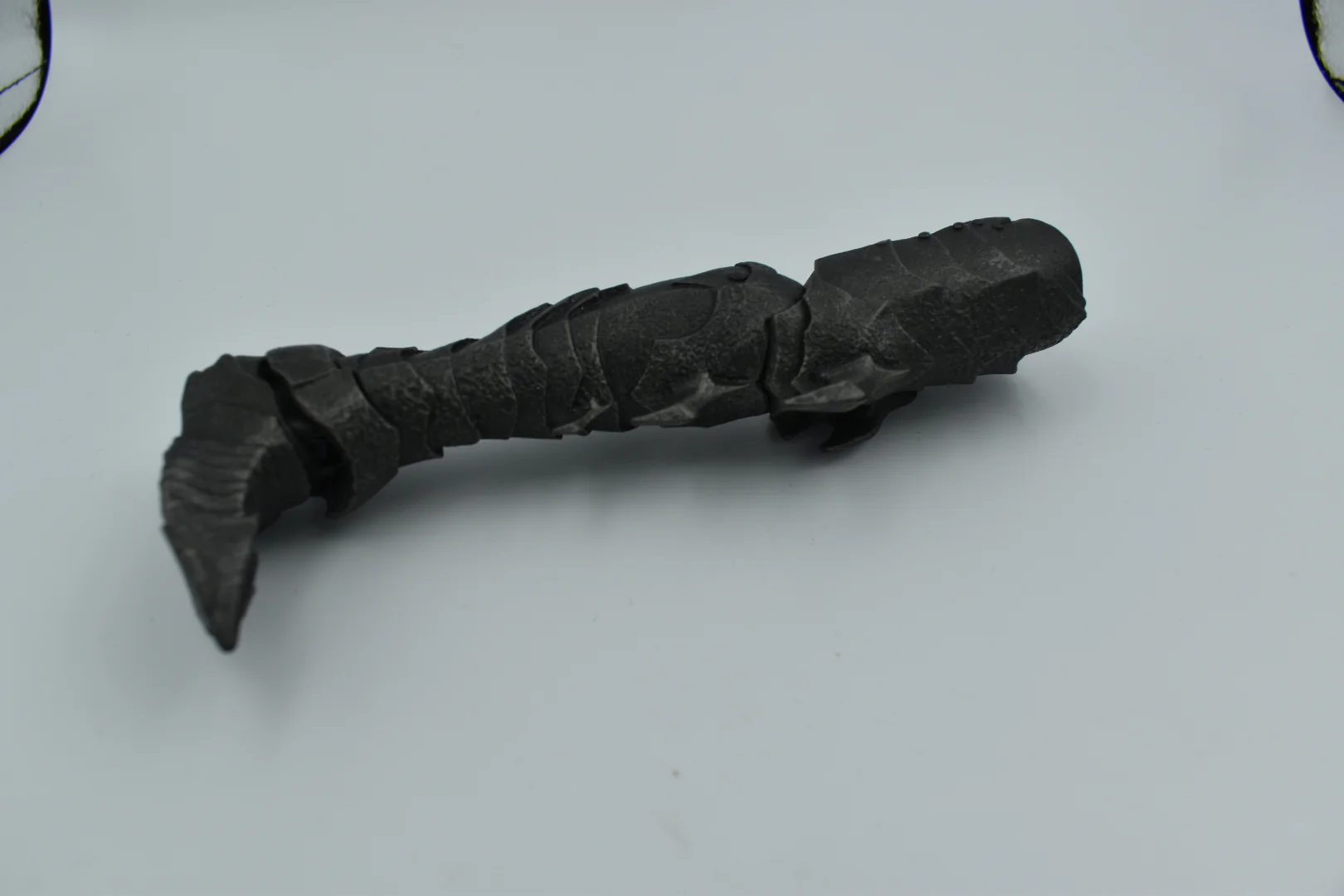 Diamond Select Lord of the Rings:  Sauron BAF Right Leg