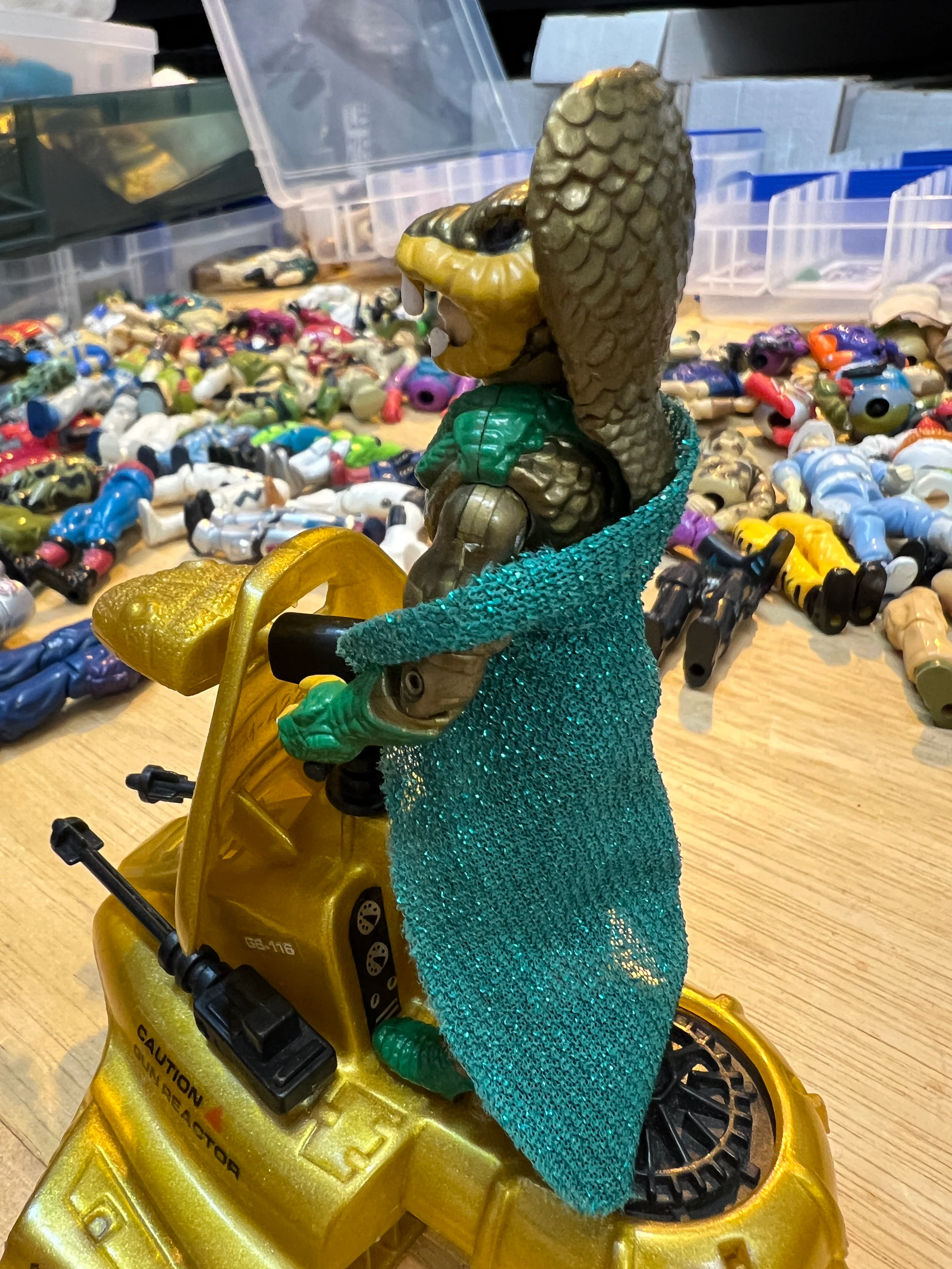 Gi Joe ARAH 1988 : Serpentor w/ Chariot - Image 3