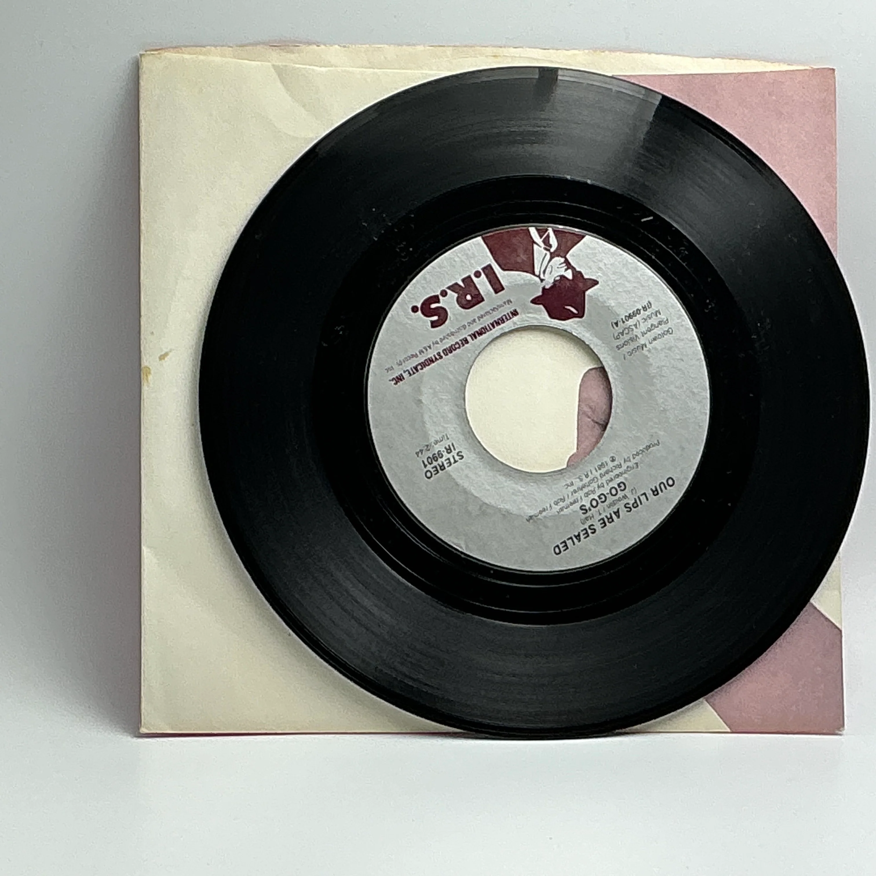 Go-Go's : "Our Lips Are Sealed"  7" Single Vintage 45 RPM - Image 3