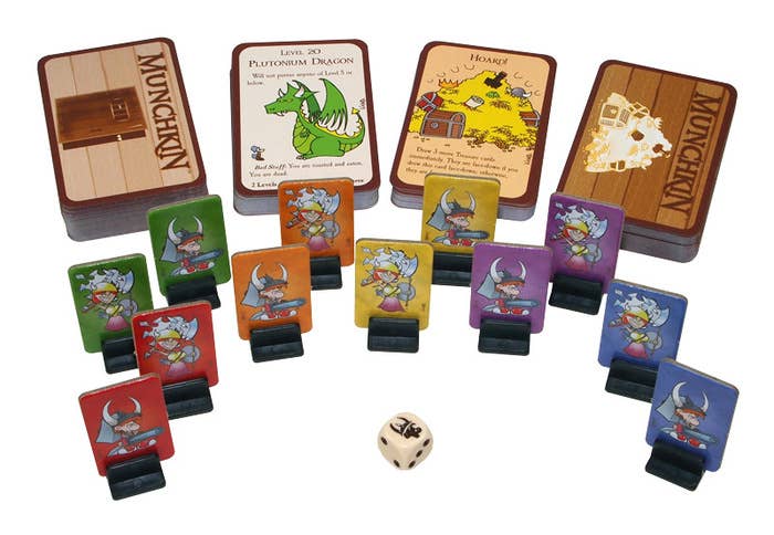 Munchkin Deluxe (Board Game) - Image 3