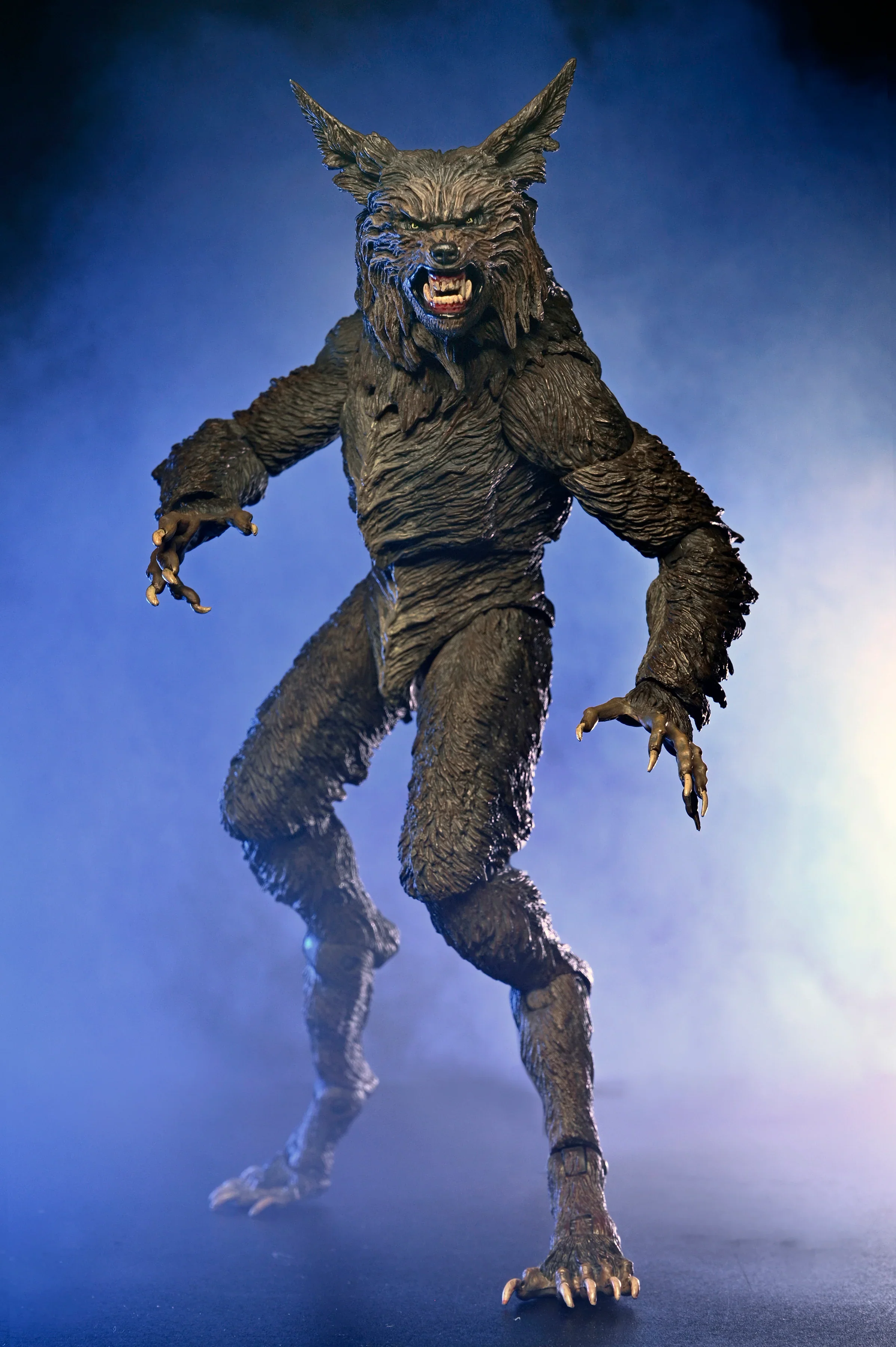 NECA: THE HOWLING - ULTIMATE WEREWOLF 7" SCALE ACTION FIGURE - Image 3